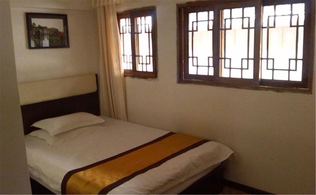 Wudangshan Yinjie Holiday Hotel Danjiangkou Pokój zdjęcie