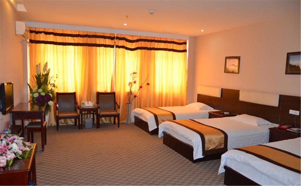 Wudangshan Yinjie Holiday Hotel Danjiangkou Zewnętrze zdjęcie