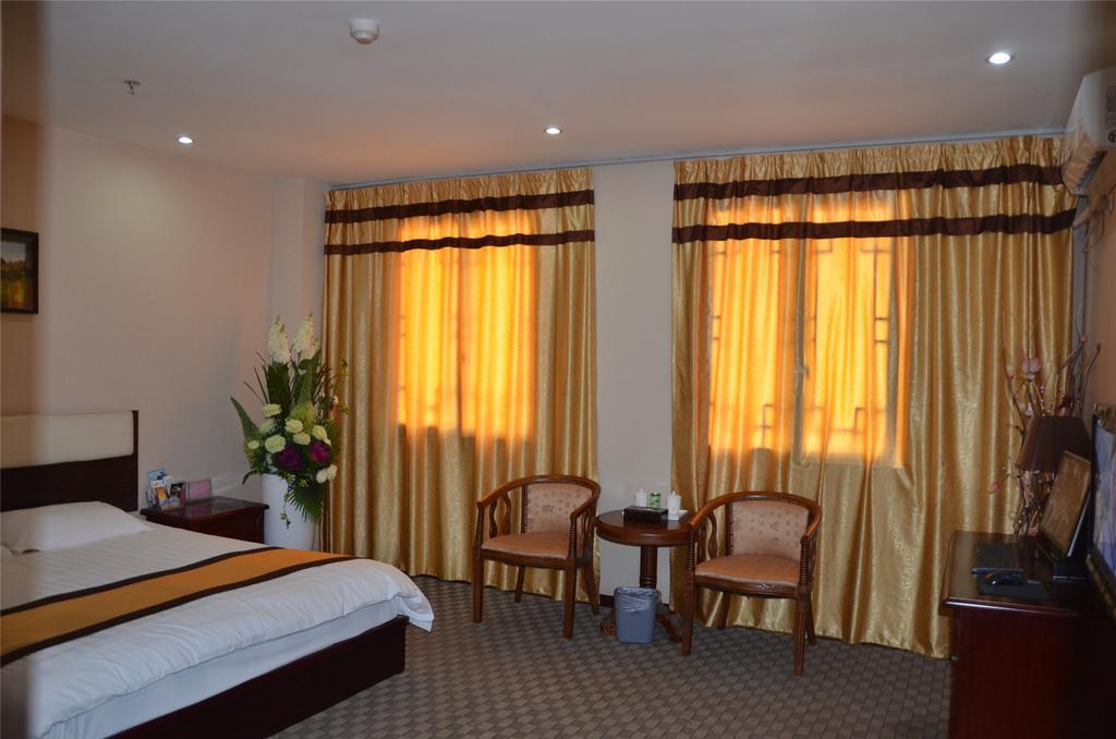 Wudangshan Yinjie Holiday Hotel Danjiangkou Zewnętrze zdjęcie