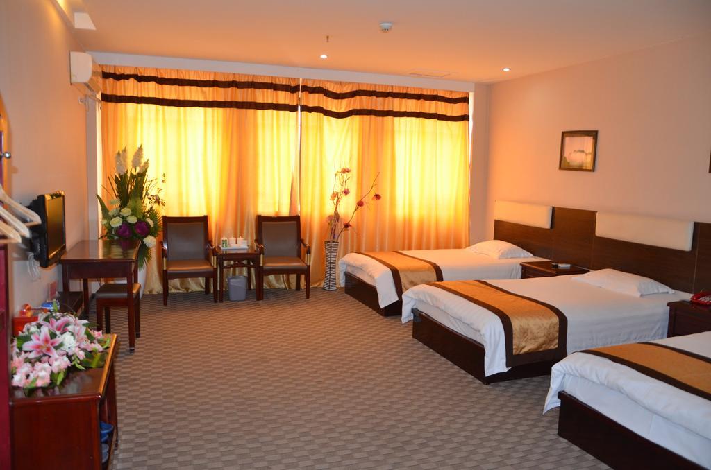 Wudangshan Yinjie Holiday Hotel Danjiangkou Pokój zdjęcie